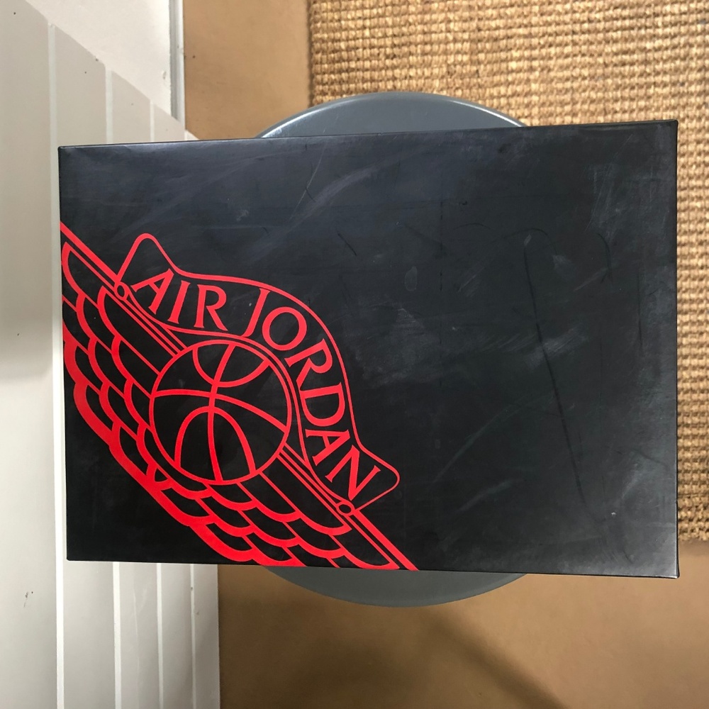 Air Jordan 1 UNC - Picture 5 of 7